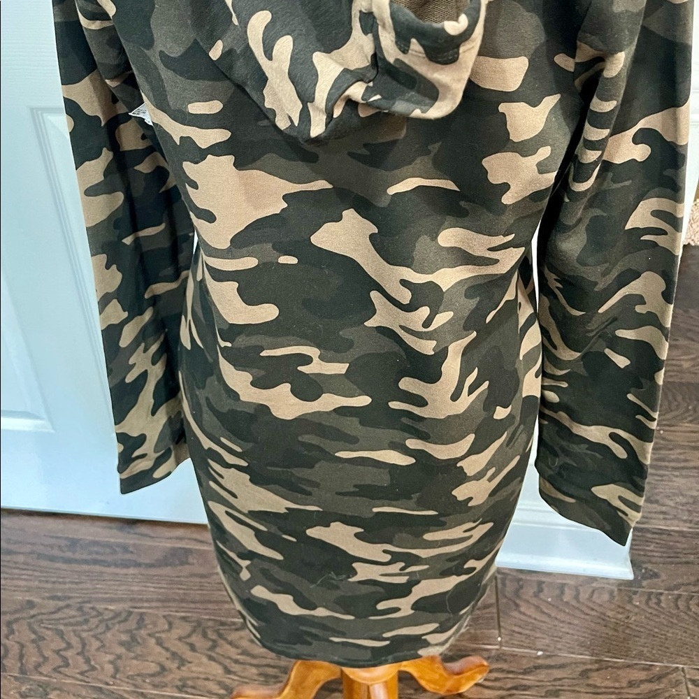 Soho NY&Co Street Camouflage Hooded Sweatshirt Dress, Women's Size XSmall - Picture 3 of 6